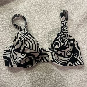 Vintage Venus Bikini Top D Cup Black White Underwire